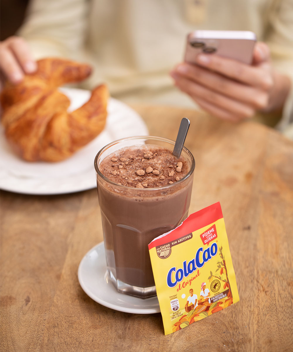Vaso con ColaCao